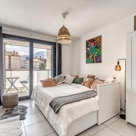 Emergence - Beautiful Studio For 2 People Balcony And Garage آنسي المظهر الخارجي الصورة